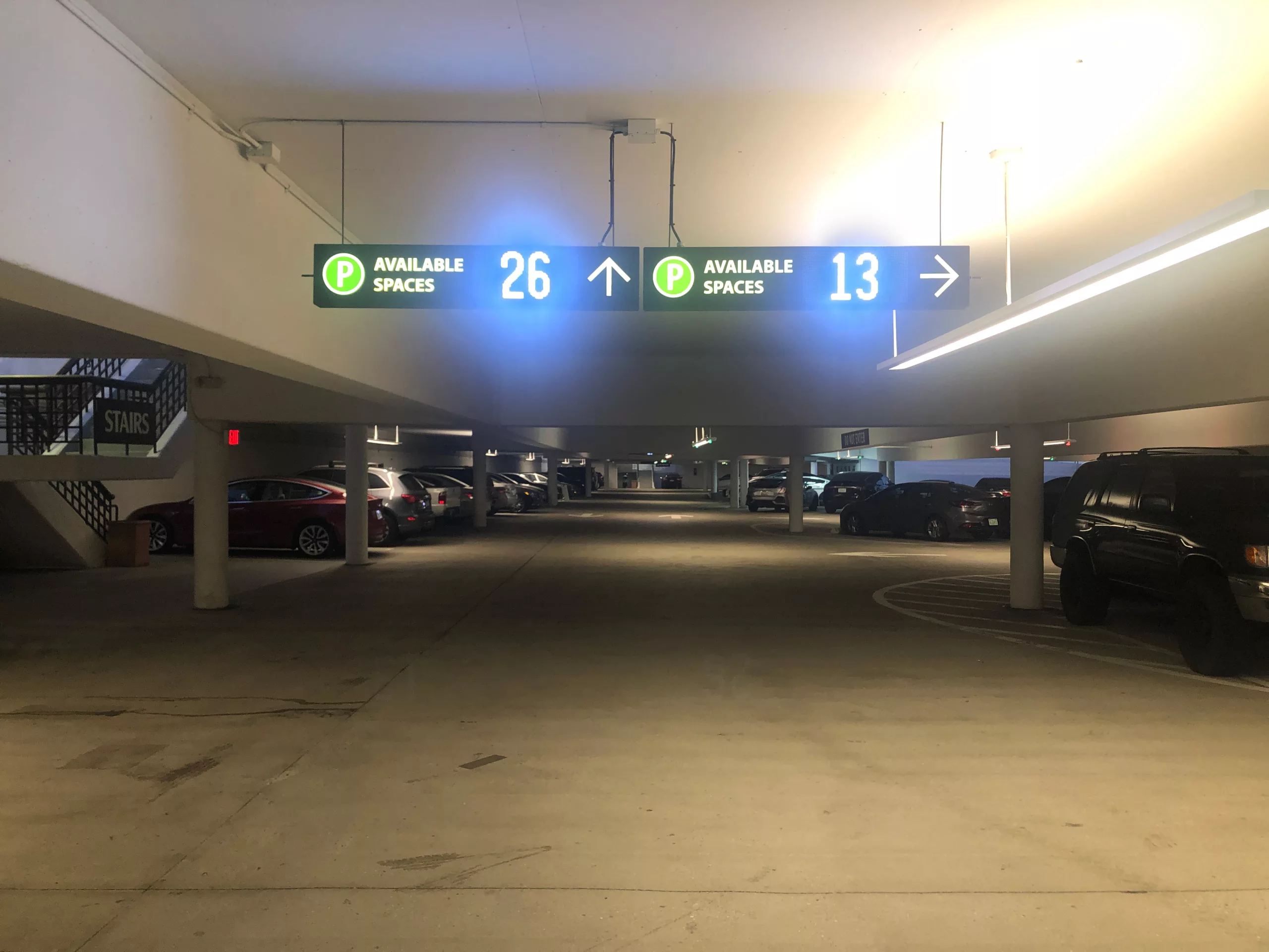 Fashion Island | Frogparking | FrogSigns