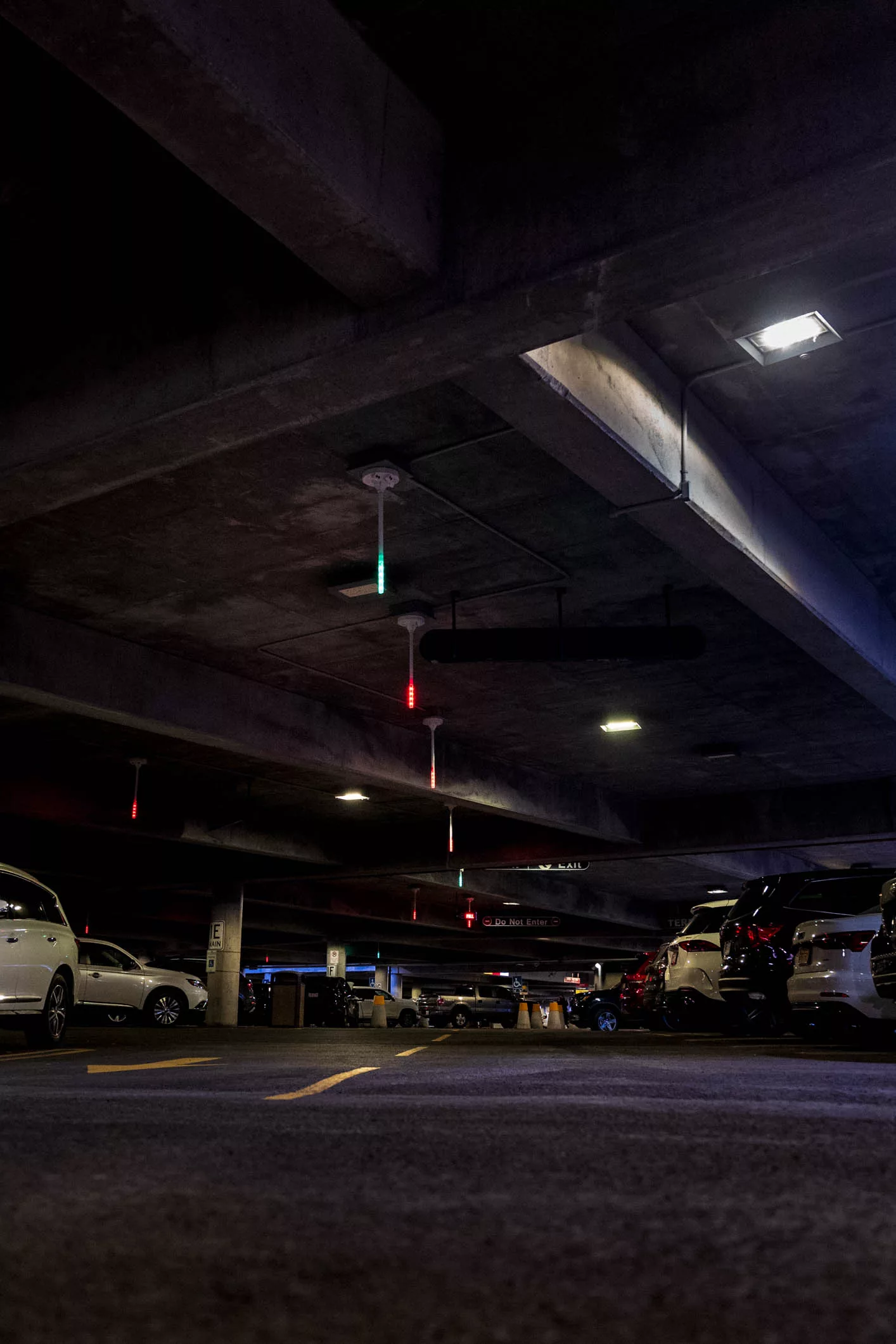 Customized Parking Guidance System | Frogparking | Rochester International Airport 38